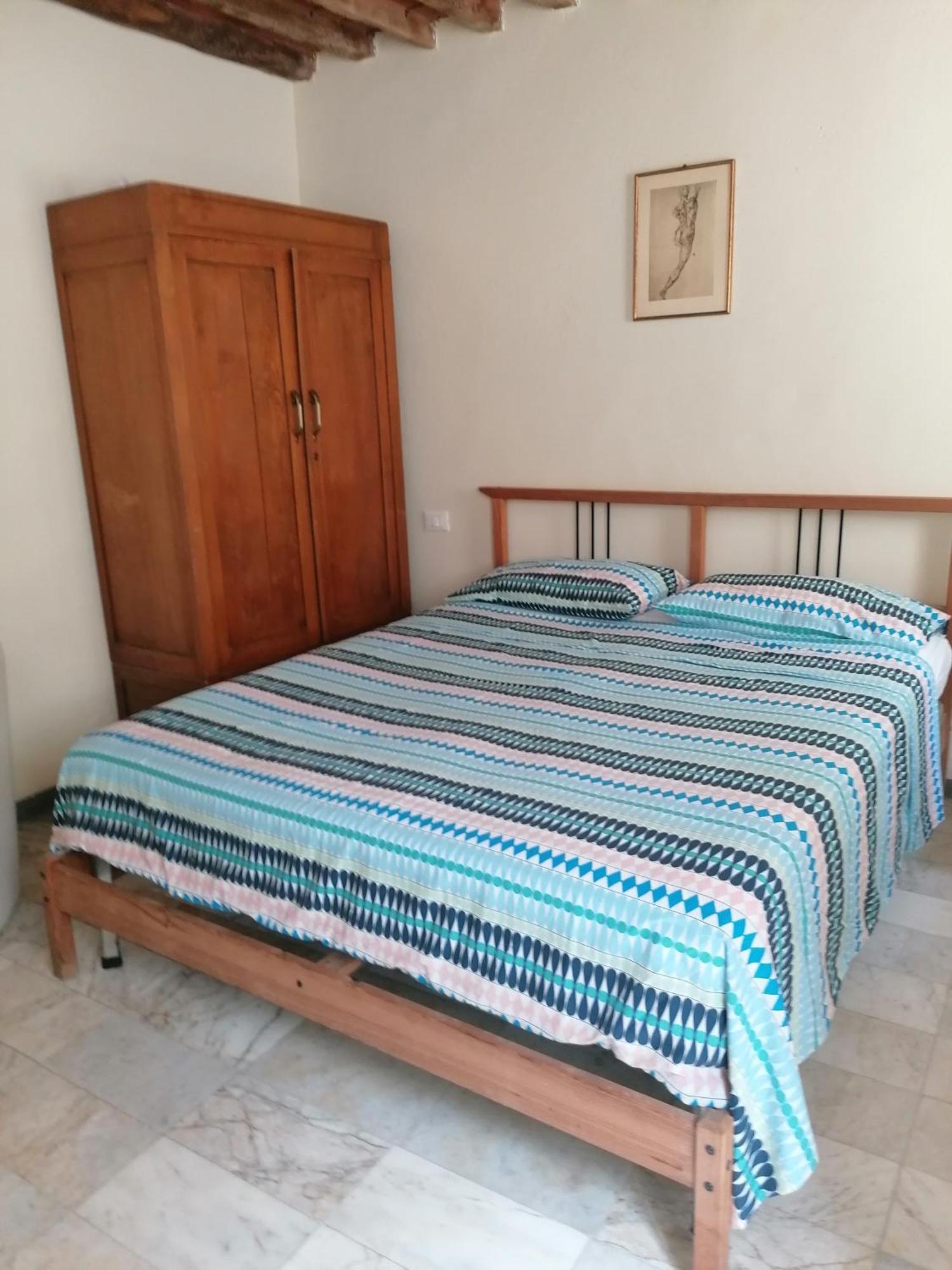ピエトラサンタ Casa Del Marmo Bed & Breakfast エクステリア 写真